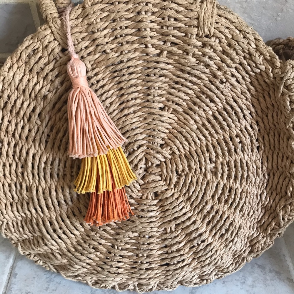 Woven cross body bag - Picture 2 of 6